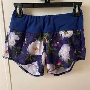 Oiselle Roga shorts, 4 inch inseam, size 2